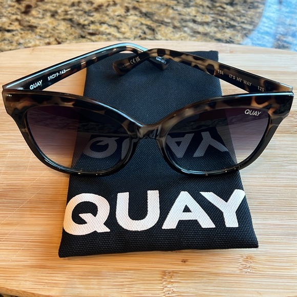 Quay Women’s “It’s My Way” Sunglasses 🕶️ - Picture 6 of 6